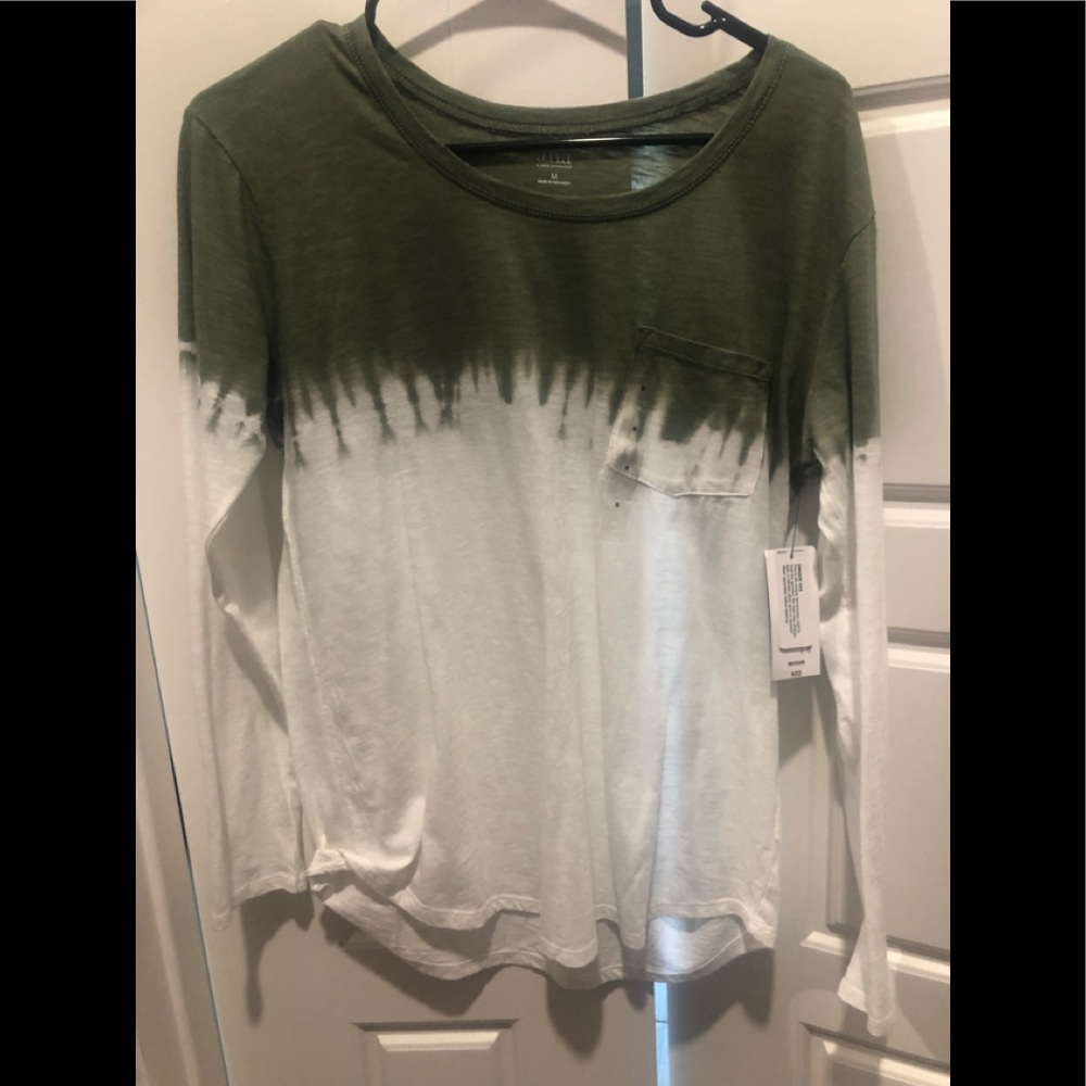 Long sleeved shirt
